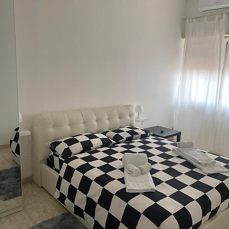 Nic Roma House Apartment ภายนอก รูปภาพ